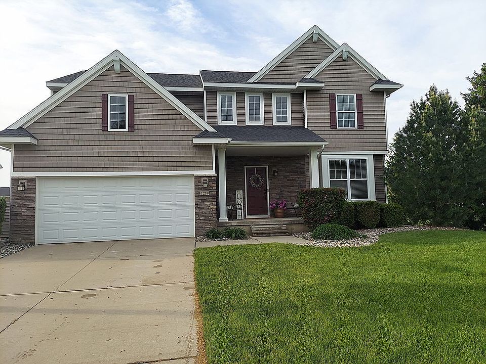 1st image of 1239 Berkshire Dr