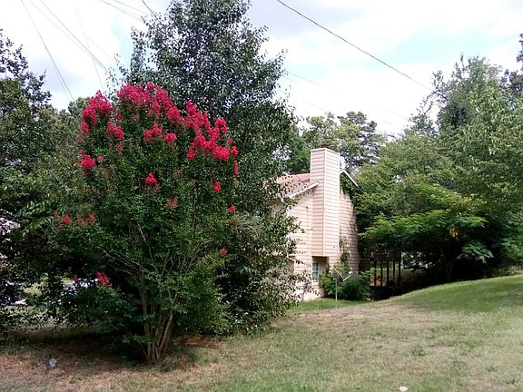 2nd image of 3070 Ashly Brooke Dr