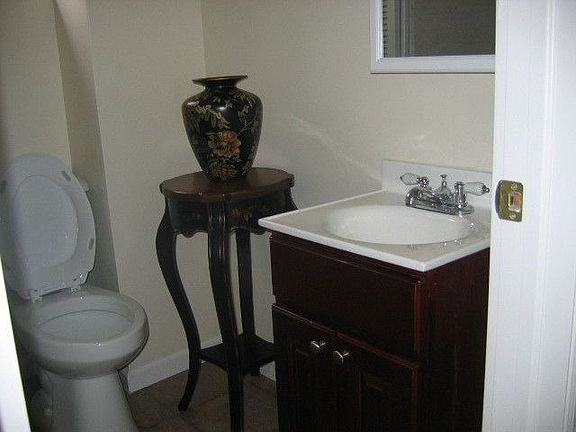 Completely newly refurbished bathroom