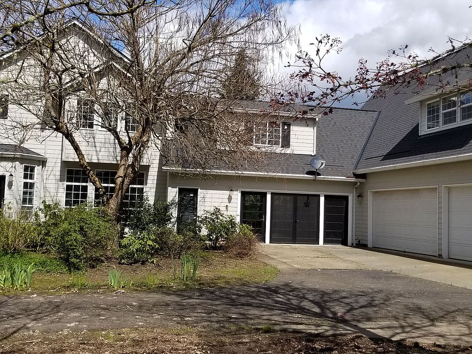 1st image of 23505 NE 120th Ct