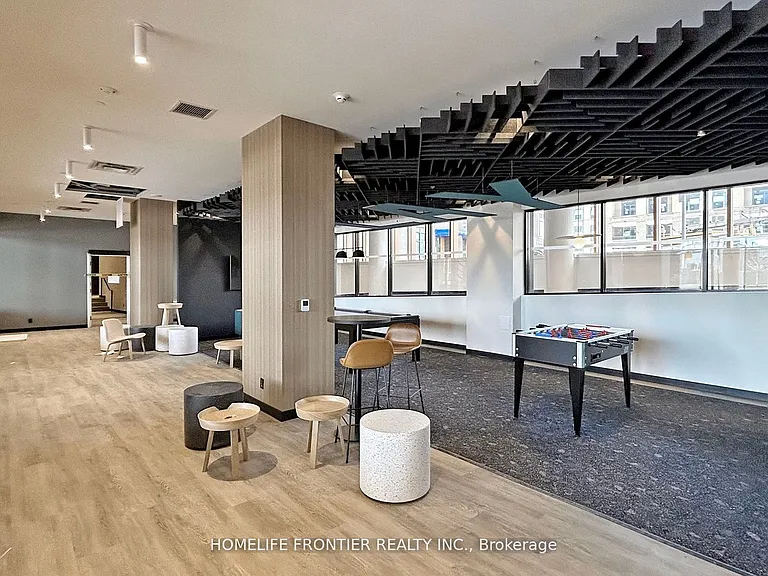 7950 Bathurst St #1013 — Photo 11