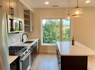 287 Maverick St #306, Boston, MA 02128