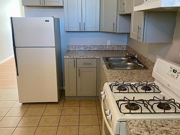 5th image of 5843 Cabanne Ave #B