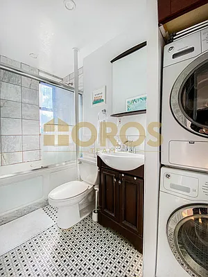 Rented by City Connections Realty | media 10