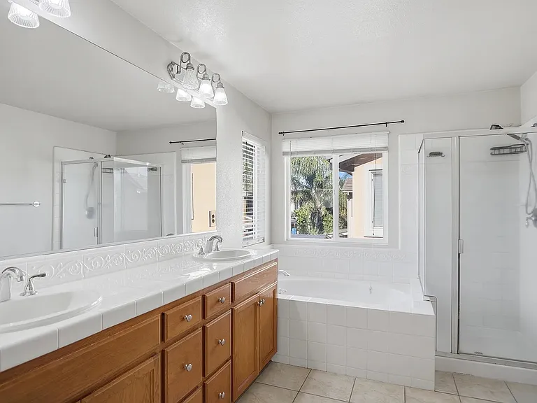 3648 Fallview Ave — Photo 10