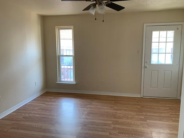 3013 Independence St #B — Photo 4