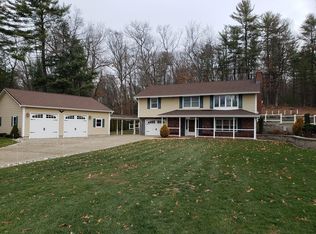 37 Mueller Rd, Holyoke, MA 01040