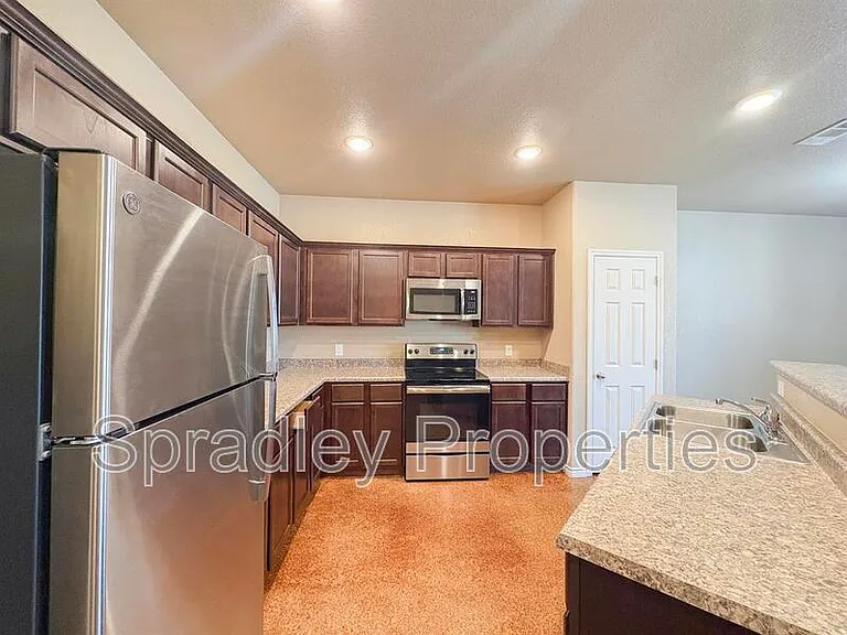 1571 Kal Ct — Photo 5