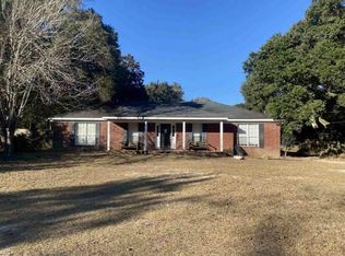7050 Country Oak Ct, Irvington, AL 36544