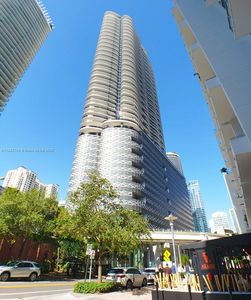 1000 Brickell Plz #3703, Miami, FL, 33131