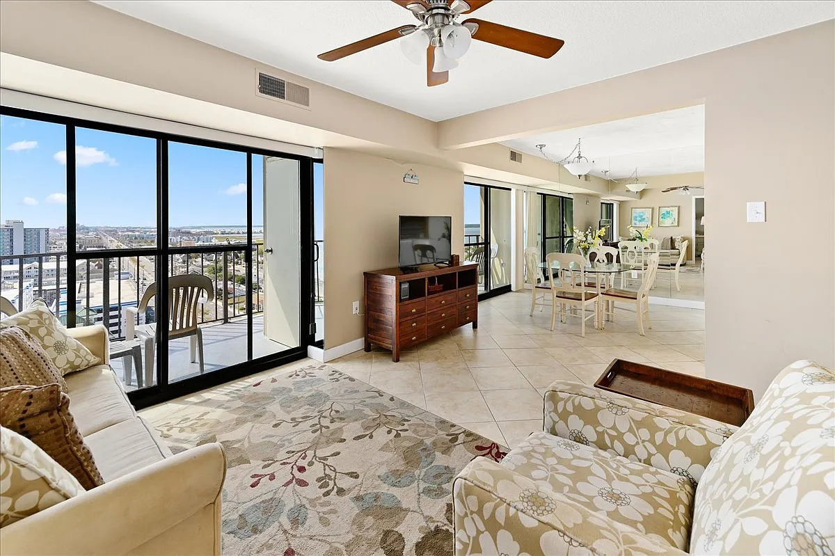 1 bed, 802 sqft, $1,000 — Photo 2