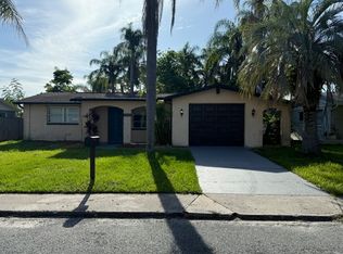 10018 Kingswood Ln, Port Richey, FL 34668