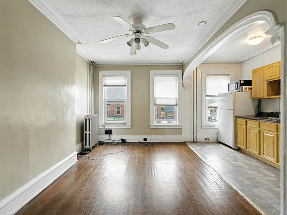 3rd image of 554.5 Jersey Ave