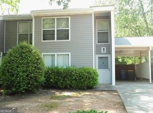 176 Governors Dr, Forest Park, GA