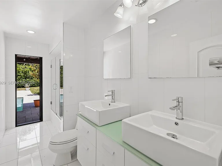 15221 SW 82nd Ave — Photo 14