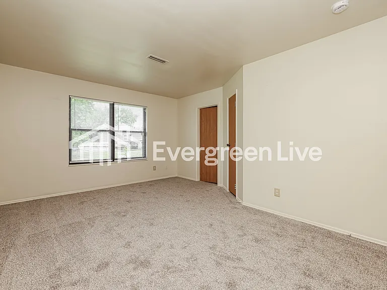 6453 Rolling Glen Dr — Photo 8