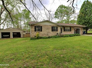720 Cooper Lake Rd, Oneida, TN 37841
