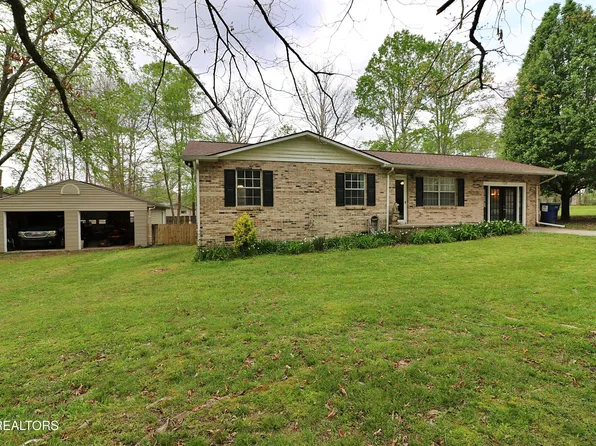720 Cooper Lake Rd, Oneida, TN 37841