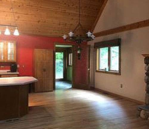 Open floor plan 