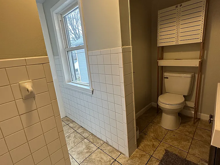 34 Ellis Ave #2 — Photo 7