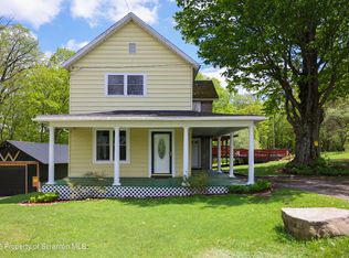 234 Center St, Covington Township, PA 18424