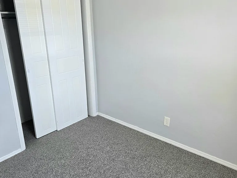 7035 Paxton Rd — Photo 9