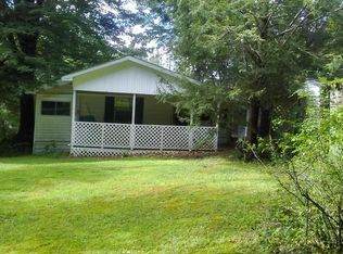 28746 Midland Trl, Hico, WV 25854