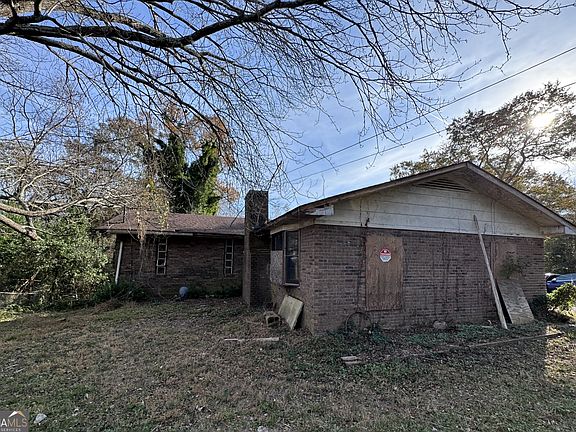 5th image of 53 Cole Manor Dr