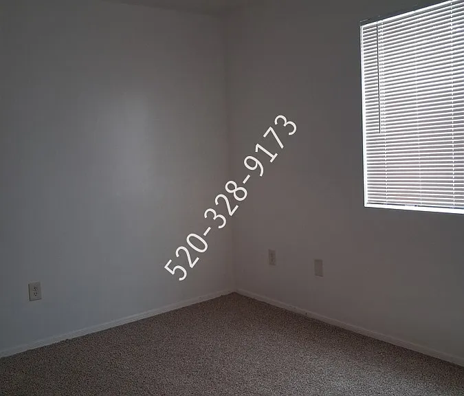 945 E Emma Marie Owner Agent — Photo 3