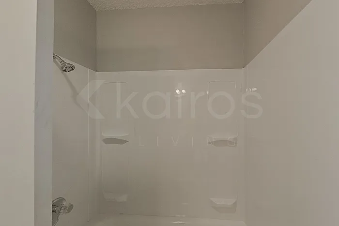 822 Courtenay Pl — Photo 11