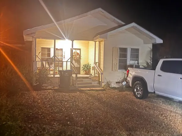 1226 5th St, Prentiss, MS 39474