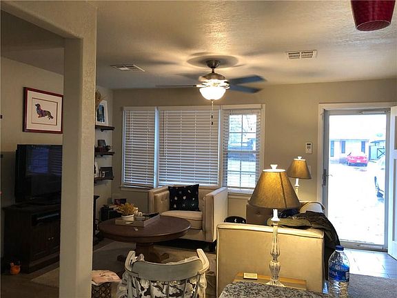 4th image of 2241 Churchill Way