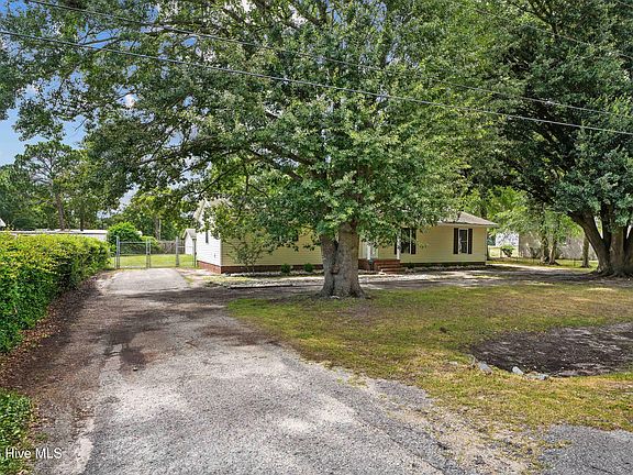 2nd image of 105 Tilghman Drive