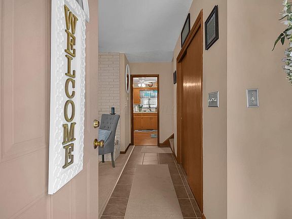 3rd image of 5506 Satinwood Dr