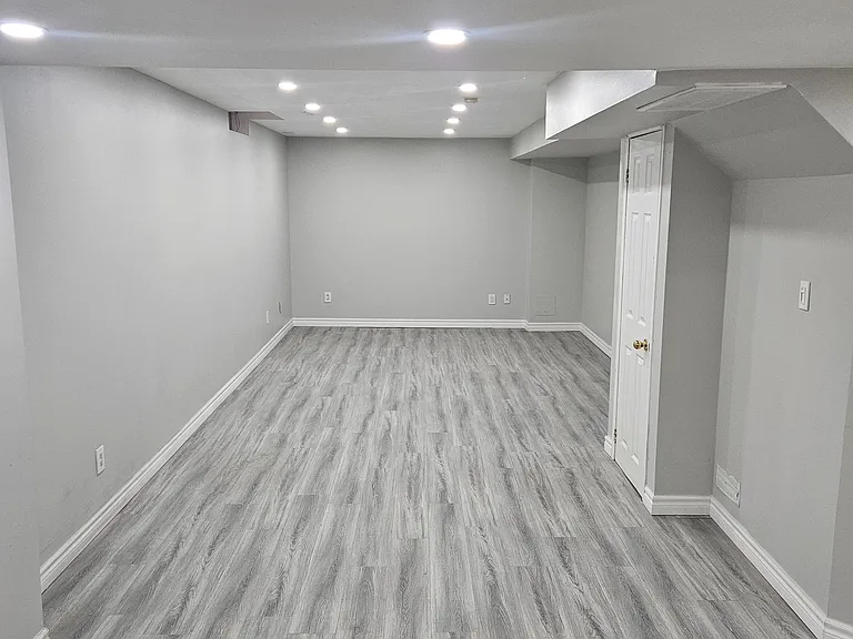1796 Silver Maple Dr #LOWER — Photo 3