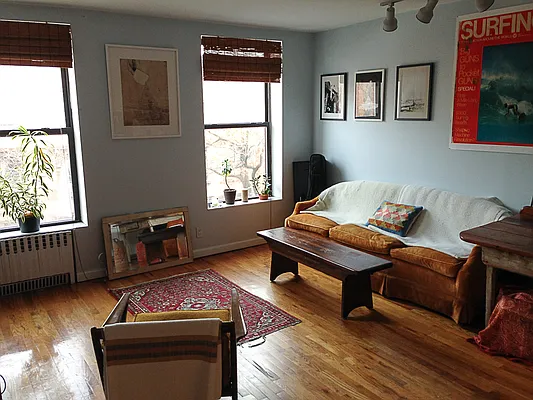 Rented by Francine Realty | media 22