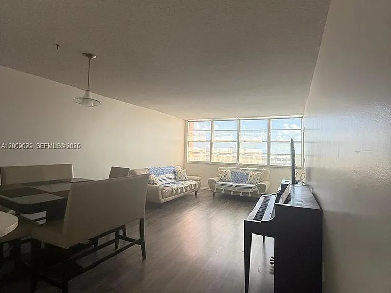 1351 NE Miami Gardens Dr #1113E — Photo 4
