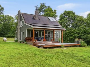 71 Mount Hygeia Rd, Foster, RI 02825