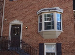 7 Meadow Grass Ct, Gaithersburg, MD 20878
