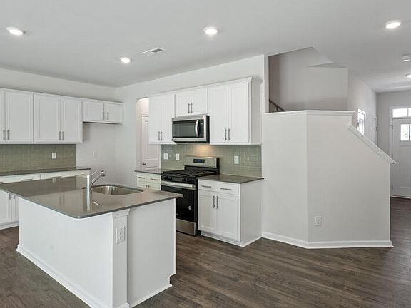7th image of this home