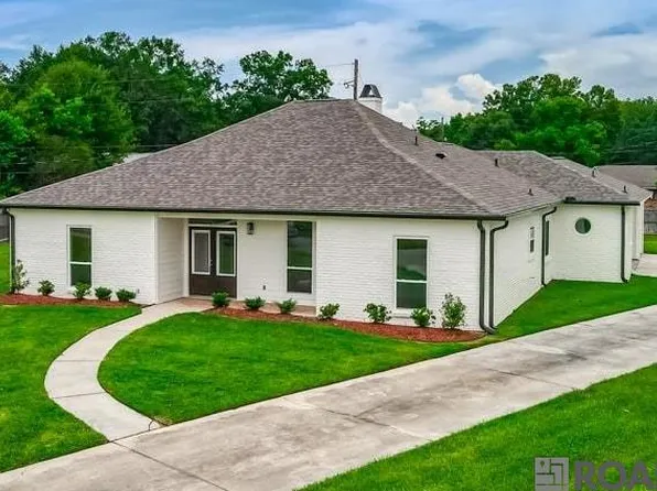 4607 Chapeau Dr, Baker, LA 70714