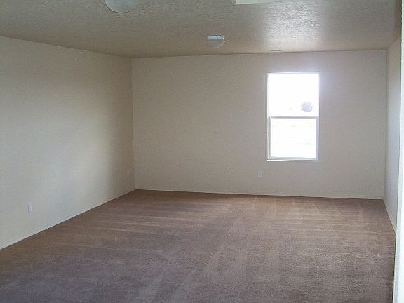 5th image of 3205 Lennox Park St