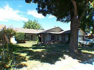 1221 Blue Daisy Ln, Modesto, CA 95355