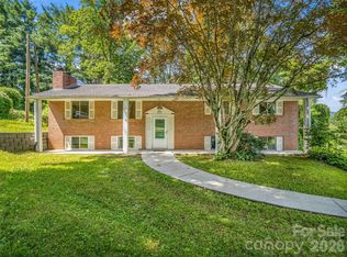 1317 Hyman Ave, Hendersonville, NC 28792