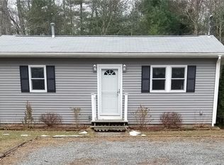 202 E Shore Dr, Exeter, RI 02822