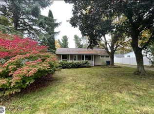 12805 S Sylvia St, Traverse City, MI 49684