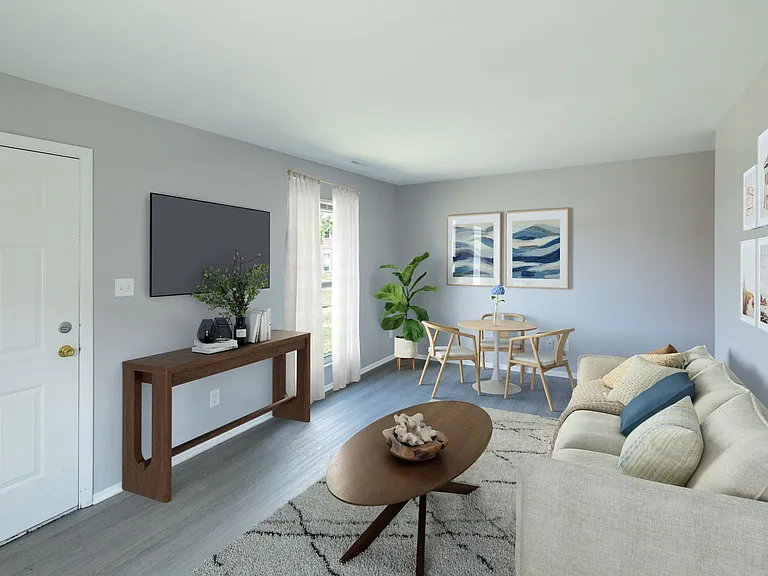 River Pointe Townhomes — Photo 3