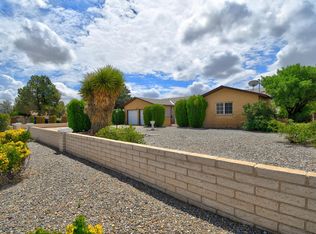 3102 May Cir SE, Rio Rancho, NM 87124