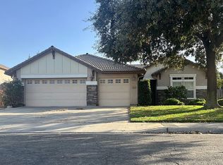 1905 W Mallard Way, Hanford, CA 93230