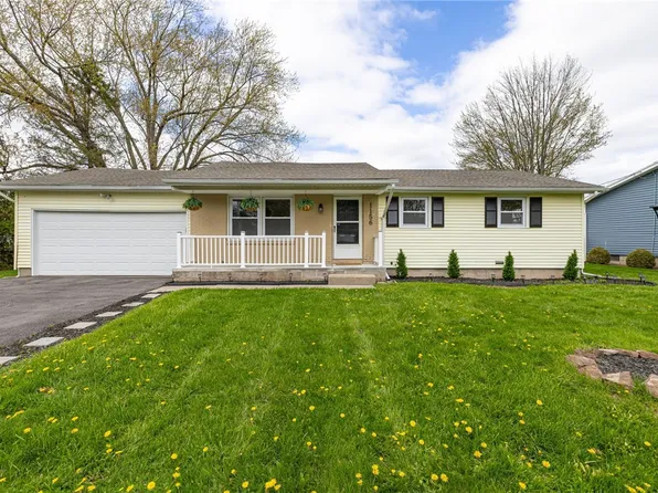 1156 Weiland Rd, Rochester, NY 14626